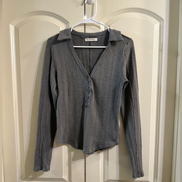 Free People Tops - Free People Long Sleeve Shirt Size Medium